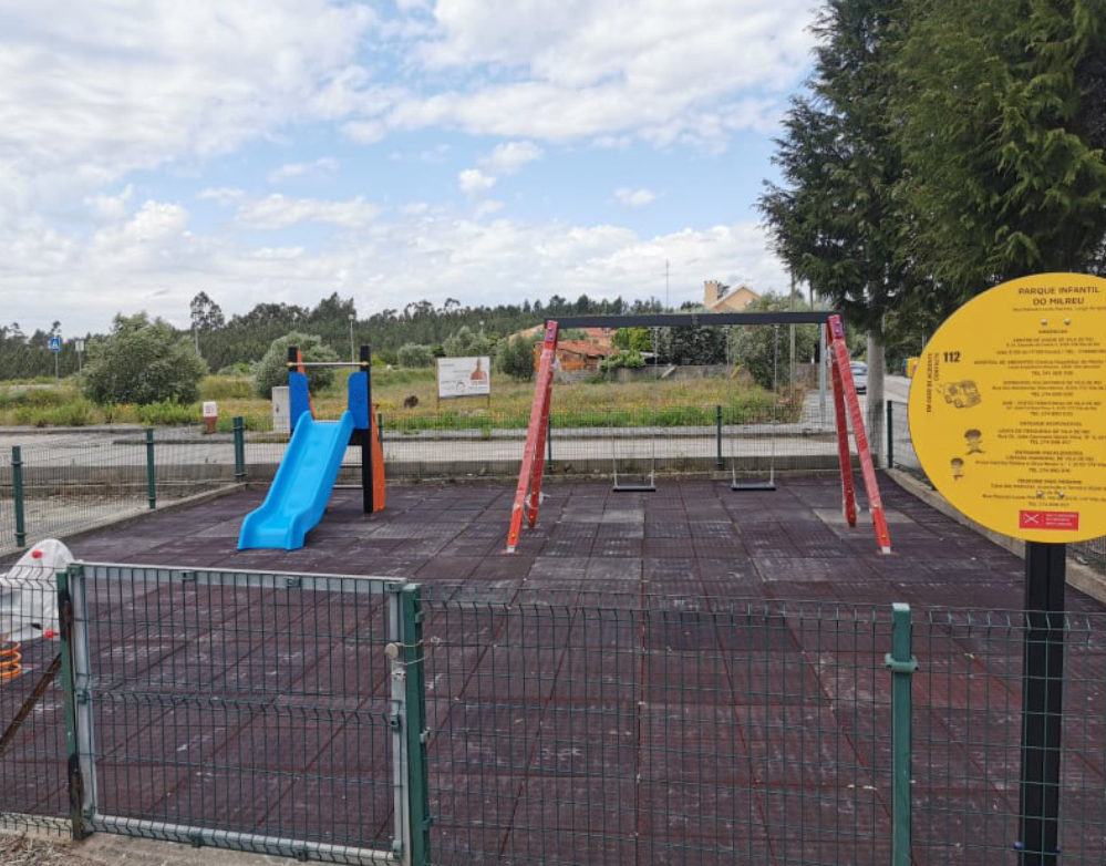 Parque infantil do Milreu