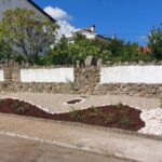Realização de trabalhos de melhoramentos de jardins